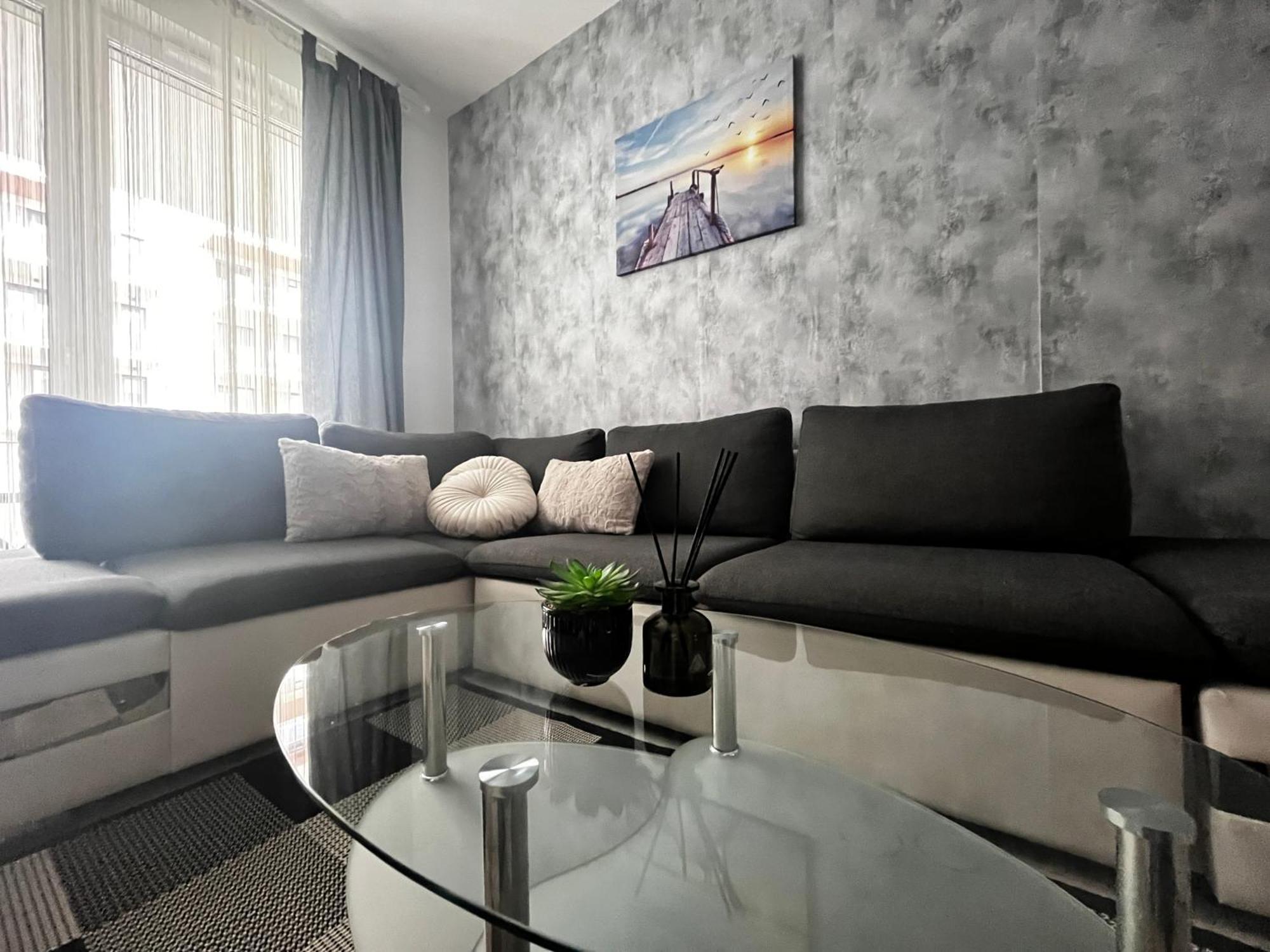 Gcpa Apartment Budapest Luaran gambar